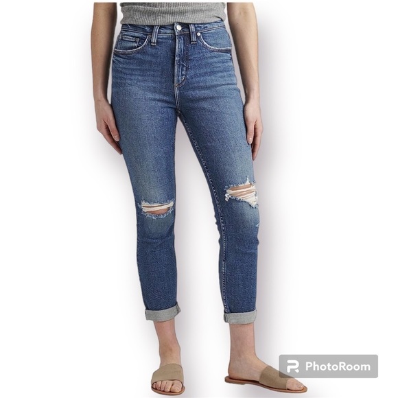 90s Nostalgia with Silver Jeans High-Rise Boyfriend Jeans – Distressed with Roll - Picture 1 of 14